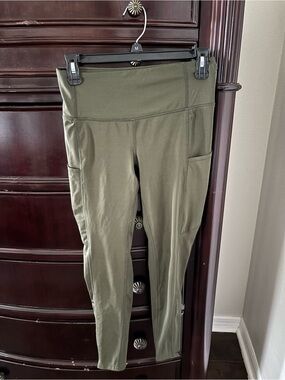 Olive Green High-Waist Pocket Leggings